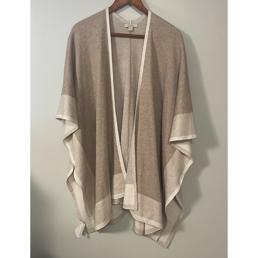 Loft Poncho Shawl‎ Wrap Sweater Beige Tan Neutral Size M/L Wool Blend Lagenlook